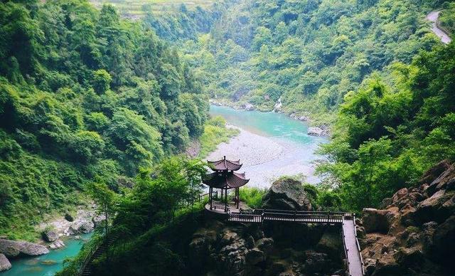 夏天去哪里旅游避暑，夏季避暑可以去哪些地方玩