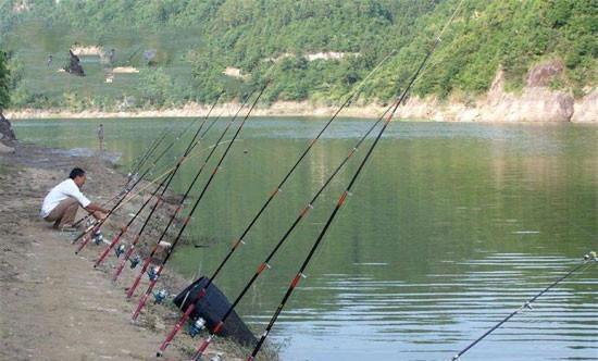 水库钓鱼用海杆怎么钓，水库怎么用海竿钓鱼