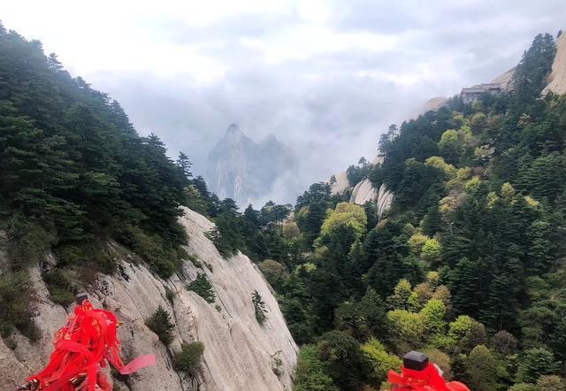 西安怎么去爬华山，先爬华山还是先逛西安