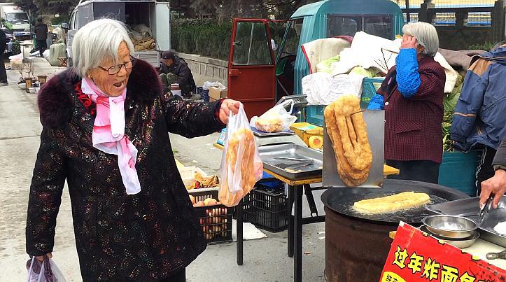 炸油饼的配方与制作