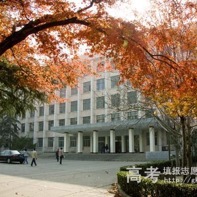 河南省大学的地址和邮编是多少？各高校的具体位置如何？