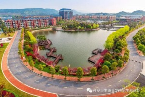 江西哪些大学是公共浴室