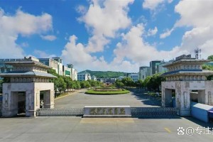 湖北襄阳大学在哪个区