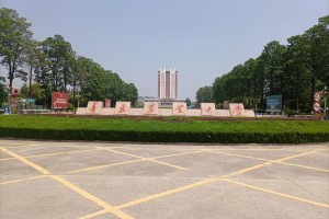 青岛农业大学信息楼哪个路