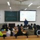 大学的主题班会怎么开