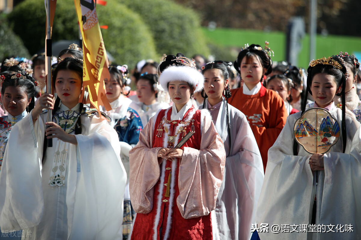 大学女生们的糗事：因恋爱惹非议闹矛盾，到头来虚惊一场