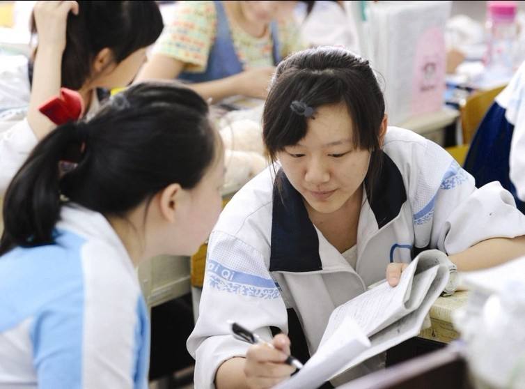 年轻老师的“人生之问”，老教师给了5条建议，还算中肯