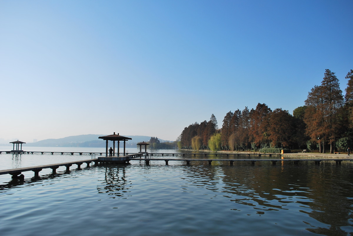 东湖是全国最大的湖（西湖是四大名湖吗）