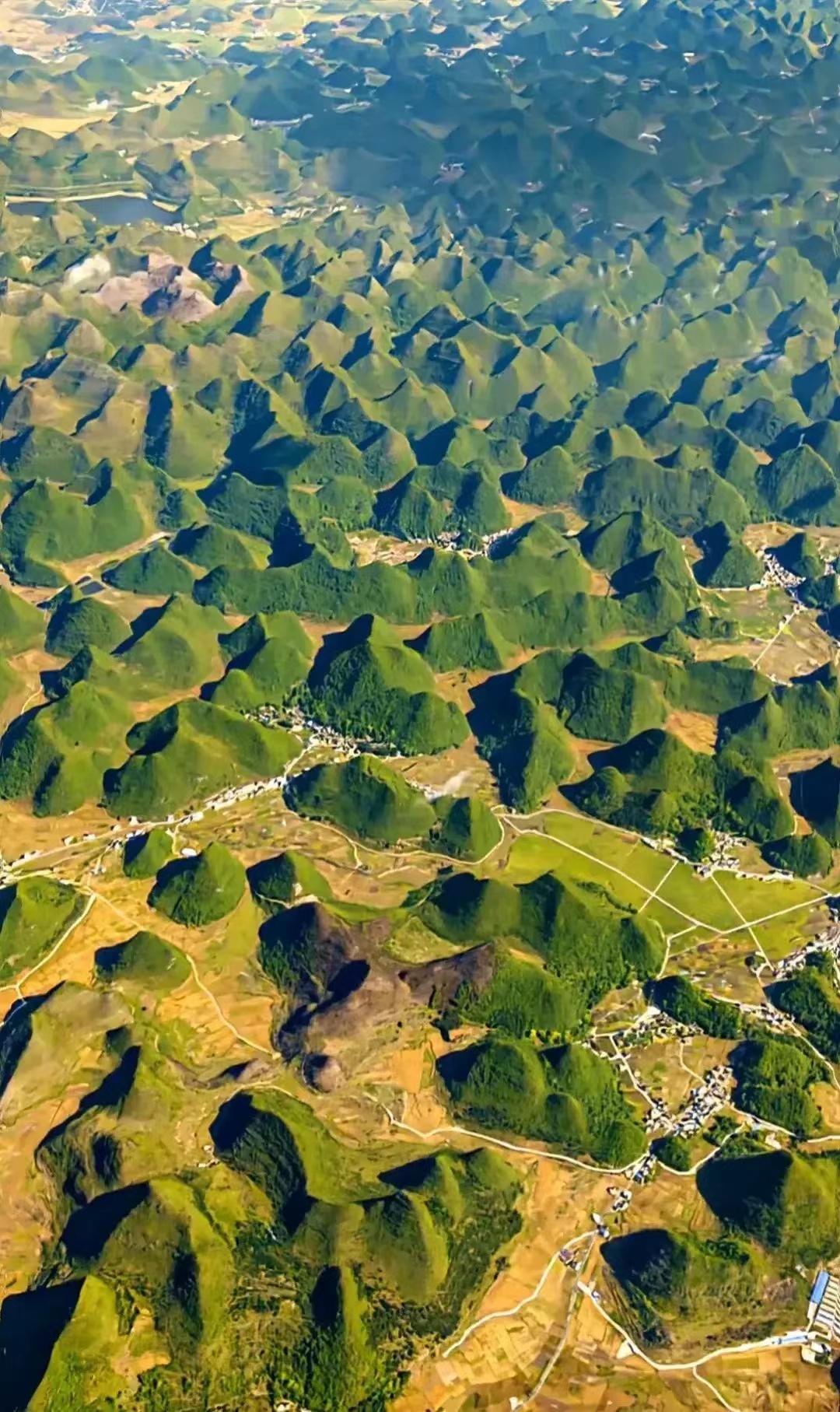 十万大山是成语吗（十万大山是对千山如林地貌的描述）