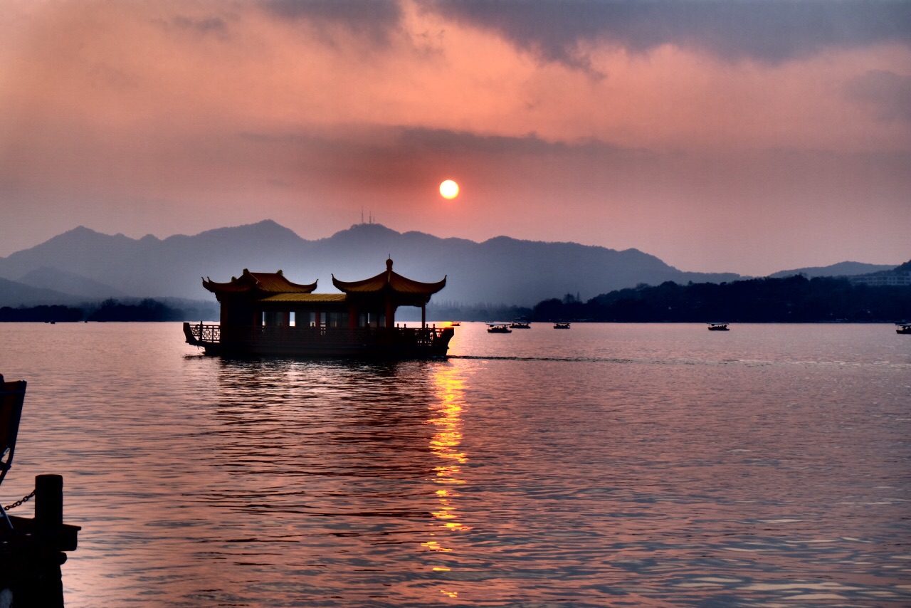 东湖是全国最大的湖（西湖是四大名湖吗）