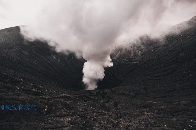 如何彻底删除苹果手机微信里的聊天记录（怎样彻底删除苹果手机的微信聊天记录）