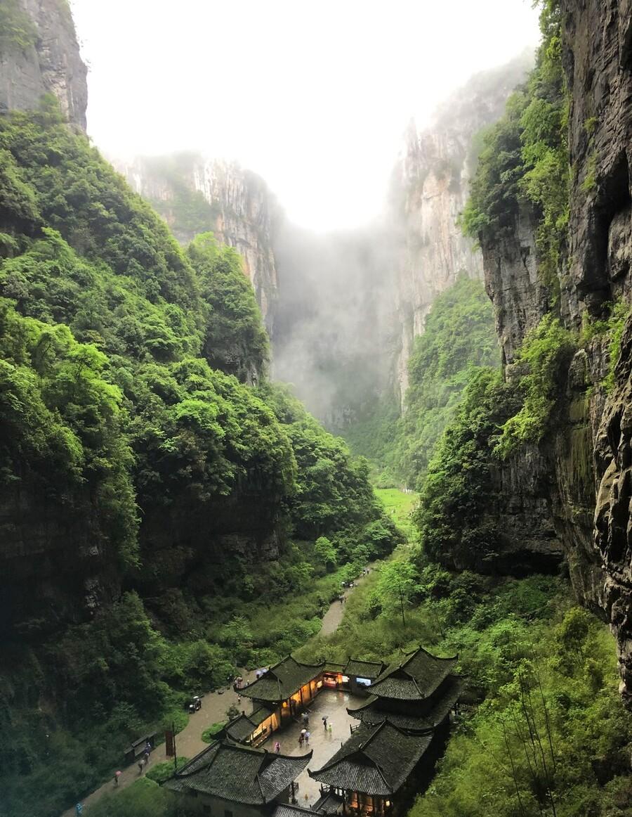 一人闯深山（冒险励志故事）