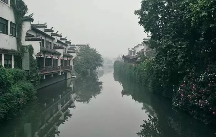 杜牧泊秦淮写作背景（杜牧泊秦淮中后庭花的典故涉及的人物和故事）