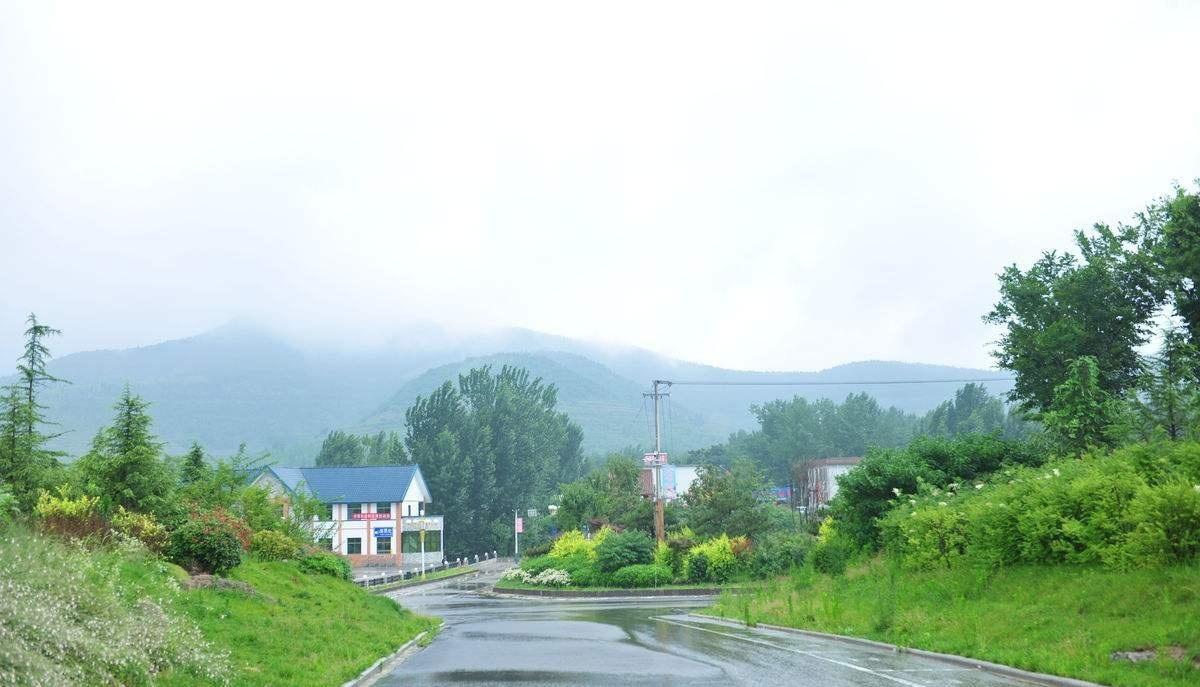 五绝‖《雨后青山》