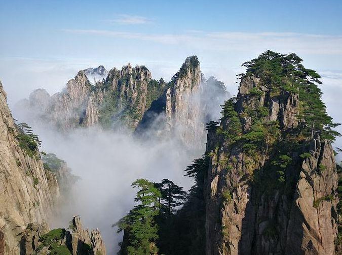 国庆假期，在诗词中感受祖国山川的巍峨秀丽 风光无限