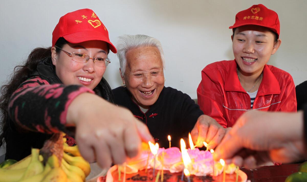 重阳节古诗词10首（有关重阳节的诗句古诗大全）