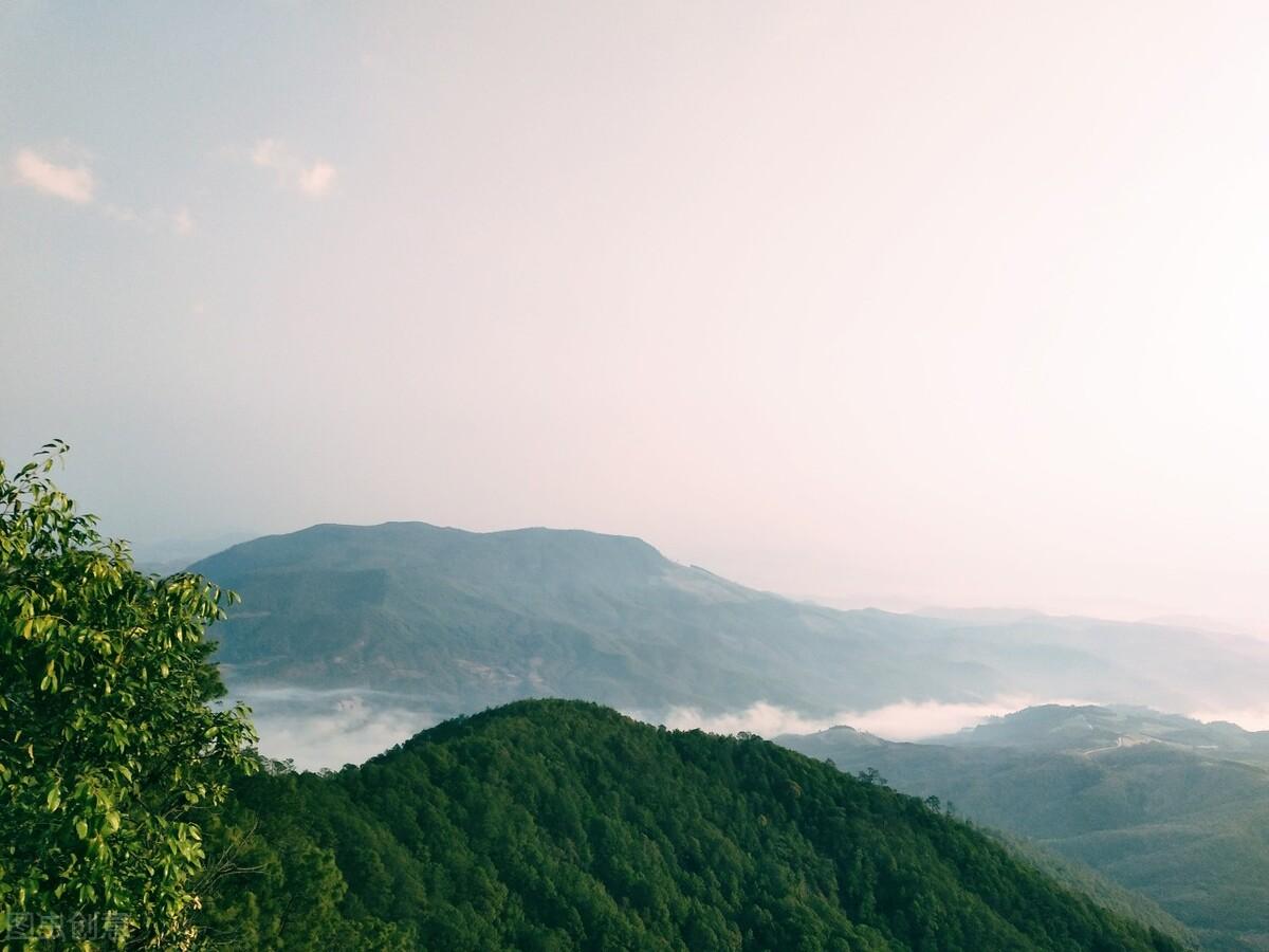 十首著名青山诗词大全（关于青山的古诗10首）