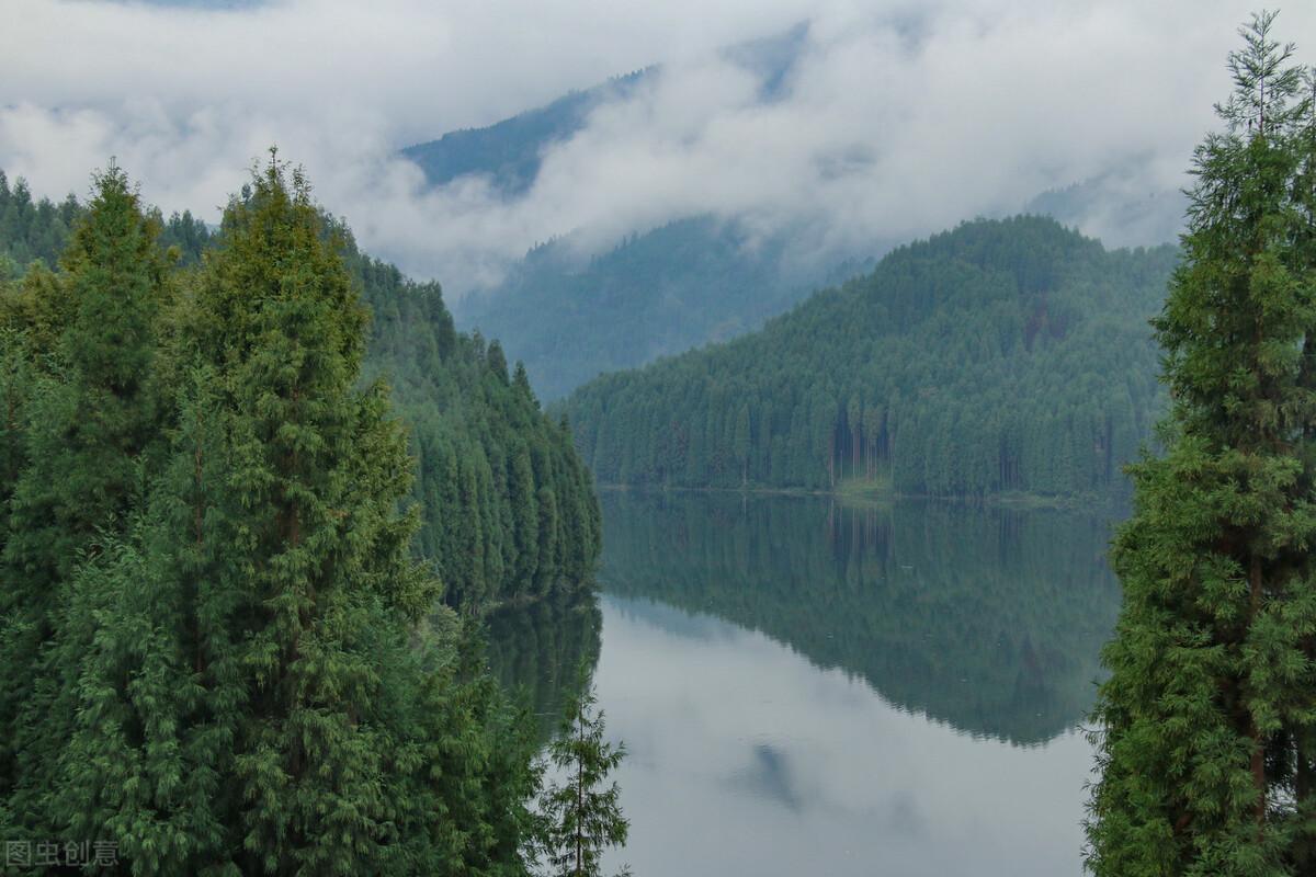 十首著名青山诗词大全（关于青山的古诗10首）