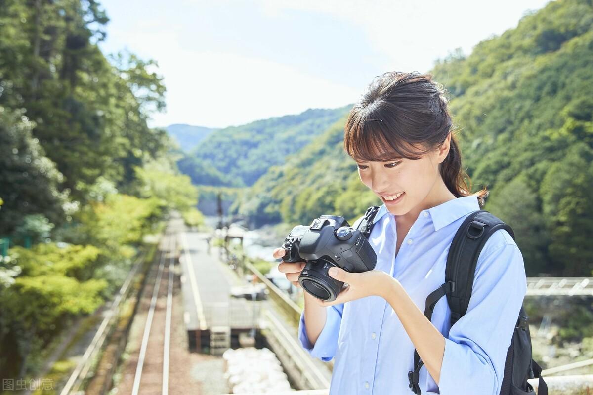 记忆美好的人生句子（感悟人生记忆好句摘要大全）