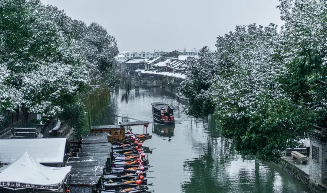 形容雪优美的古诗有哪些（形容冰雪的唯美诗词）