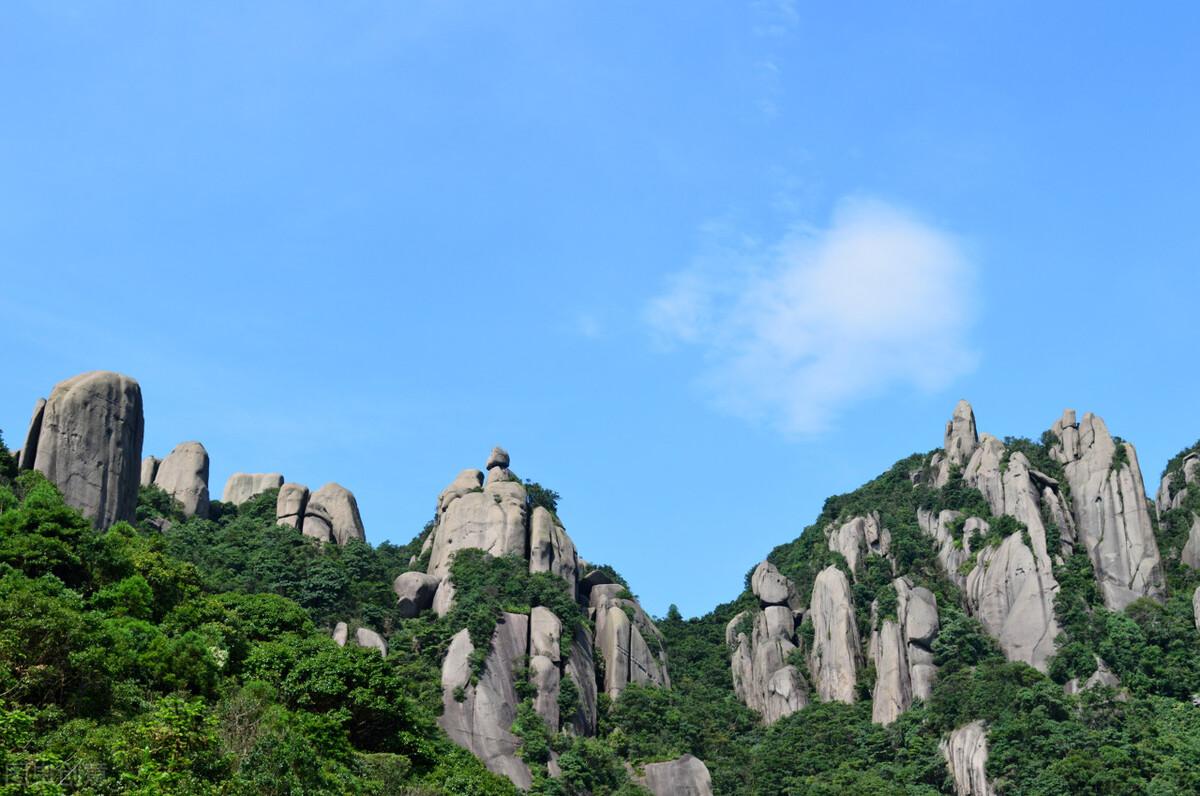 奔赴一场山海的壮美，国内必打卡的十大海上名山推荐，建议收藏