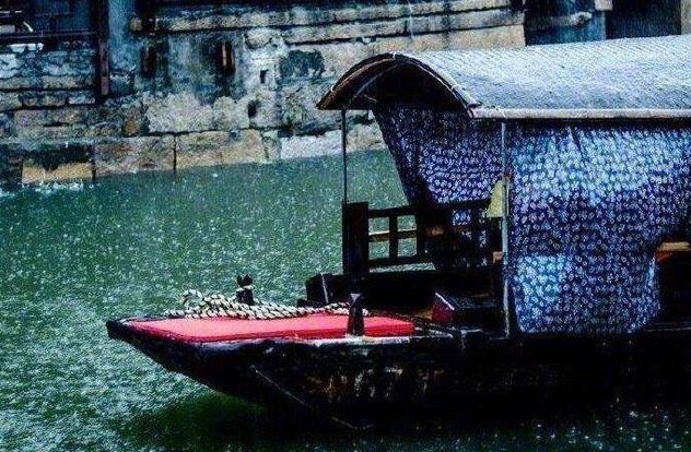 下雨天的诗词文案（关于雨天的古诗词大全）