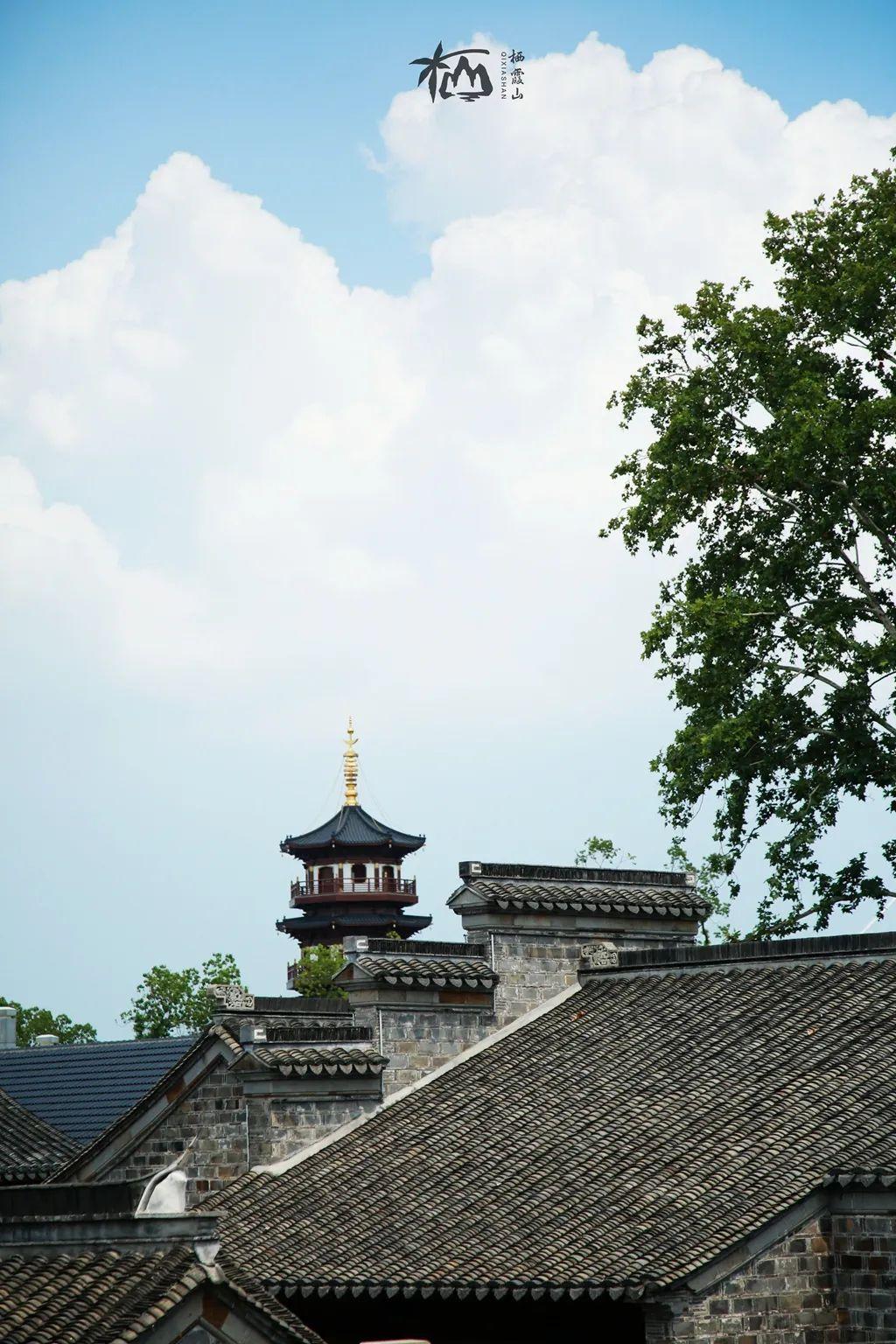 看了栖霞山的夏天，也来读一读名家笔下的夏天~