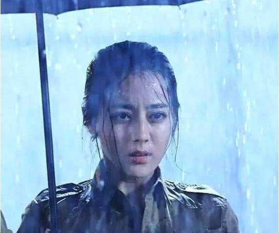 听雨声唯美古诗（形容听雨声的优美诗句）