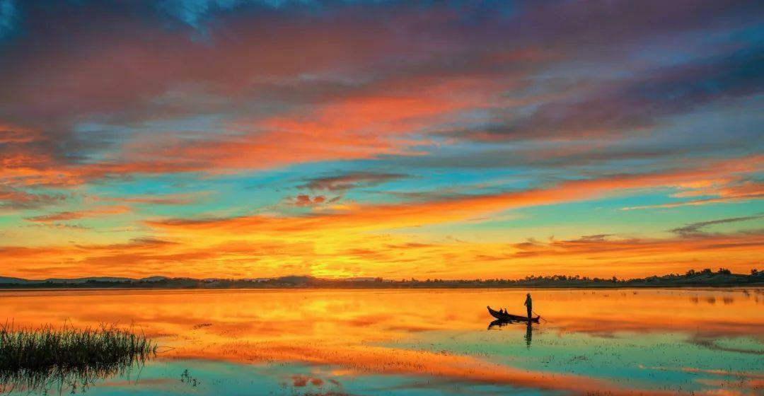 醉美夕阳红，人老心不老