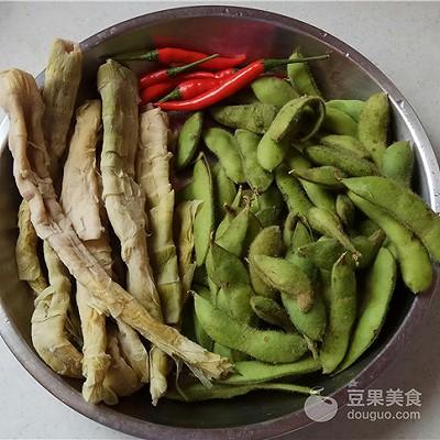 扁尖炒毛豆做法（扁尖烧毛豆怎么炒好吃 ）