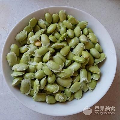 扁尖炒毛豆做法（扁尖烧毛豆怎么炒好吃 ）