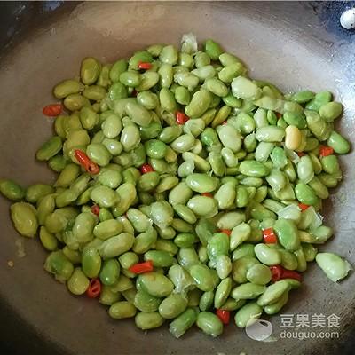 扁尖炒毛豆做法（扁尖烧毛豆怎么炒好吃 ）