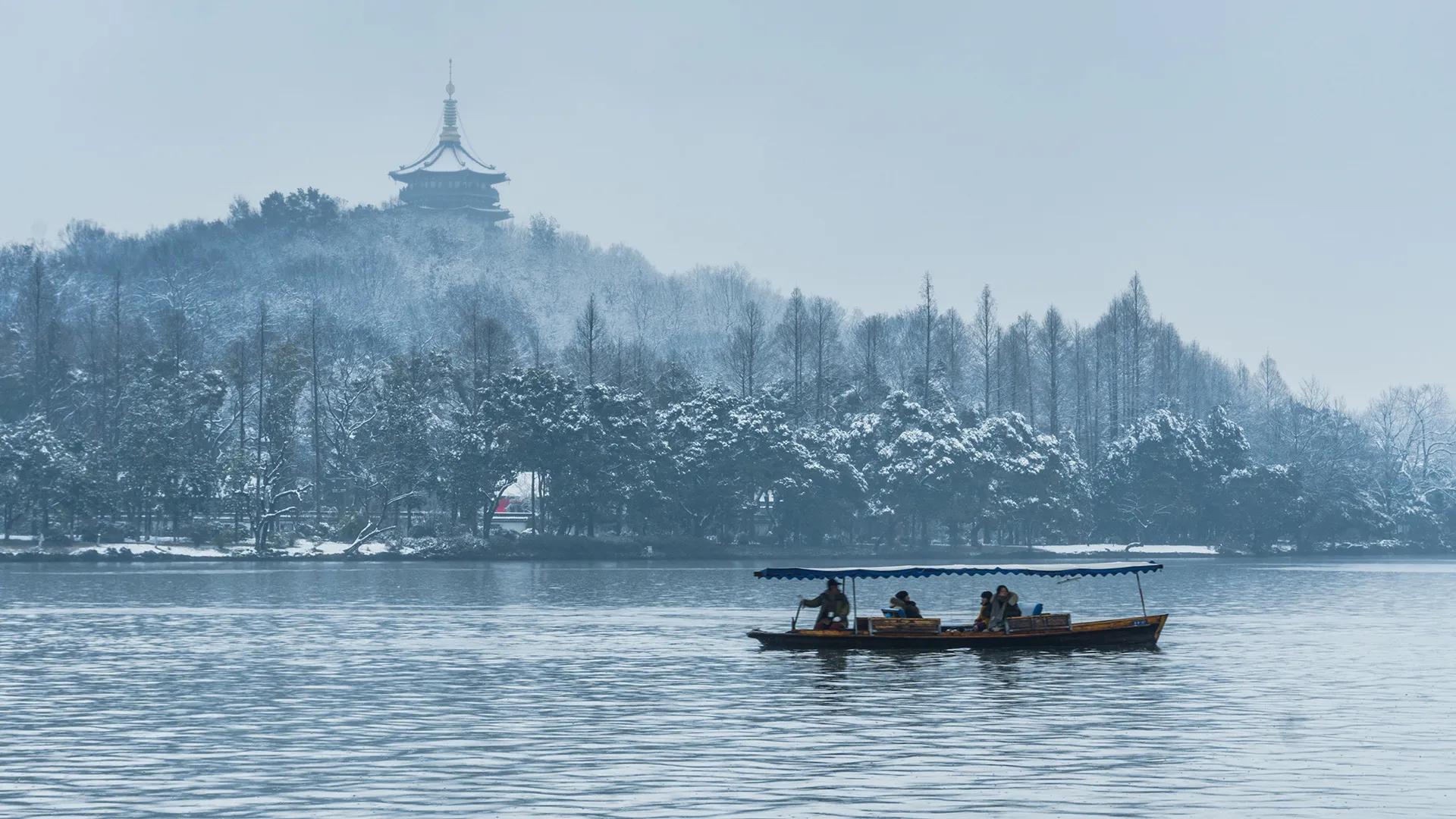 明 张岱的《湖心亭看雪》（张岱湖心亭看雪赏析）