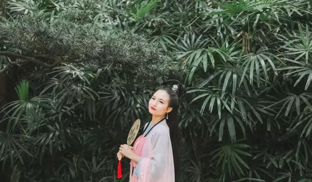 诗词中的美女