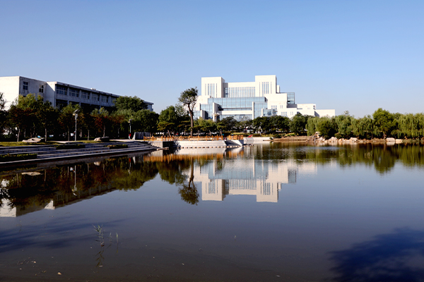 临沂大学什么样