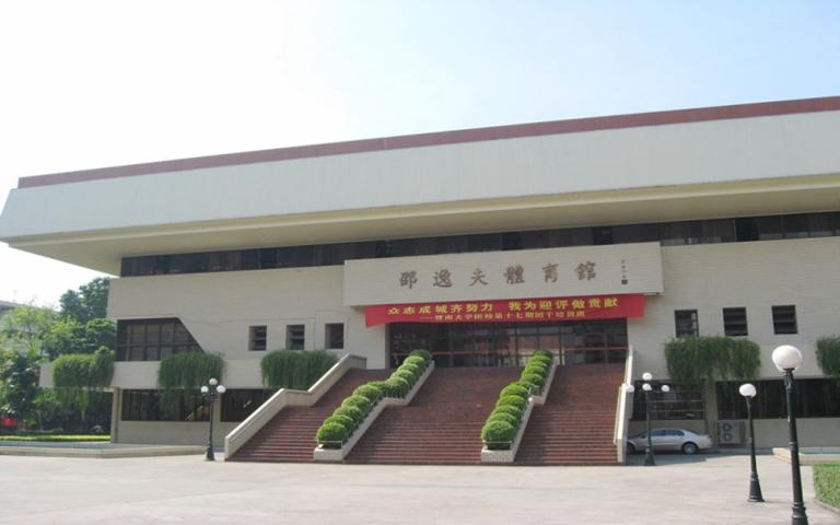 暨南大学是在哪里