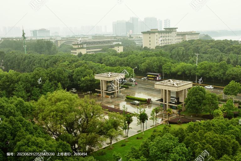 武汉纺织大学校怎么样