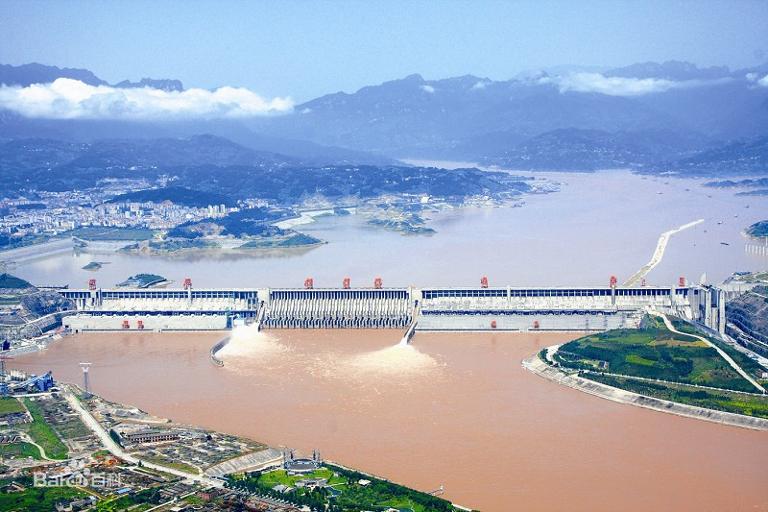 三峡工程和河海大学哪个好