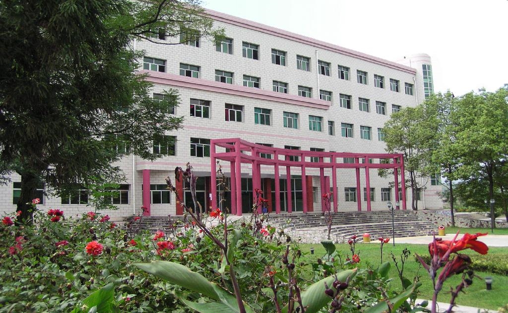 师范大学求是学院如何