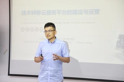 校友如何参与学院建设