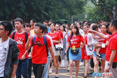 高考过来人：和孩子们并肩作战 共同成长