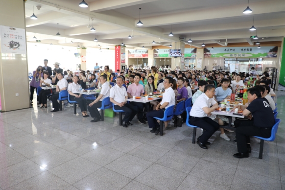 大学食堂如何经济实惠