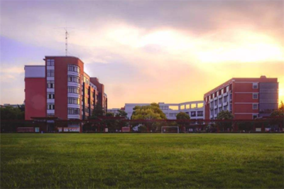 sju是上海什么大学