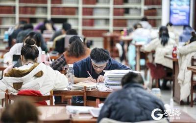 大学生什么时候考研