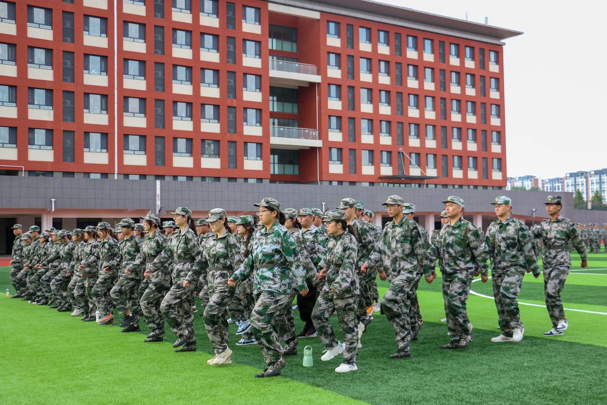 什么是大学生军训