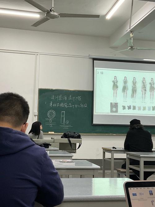 江南大学硕士什么上课