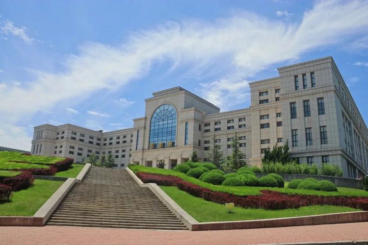 大连大学哪些学院