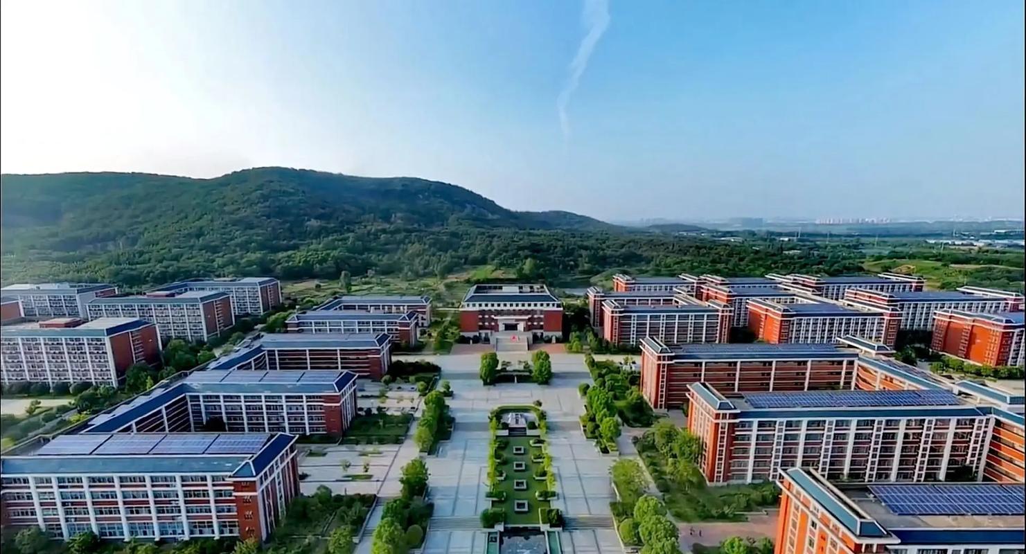 山建这个学校怎么样